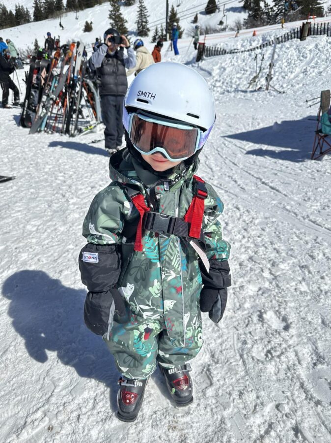 Illustrative example of best childrens ski gloves from Google Search