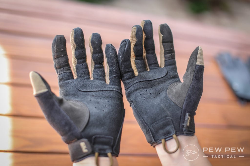 Illustrative example of best shooters gloves from Google Search