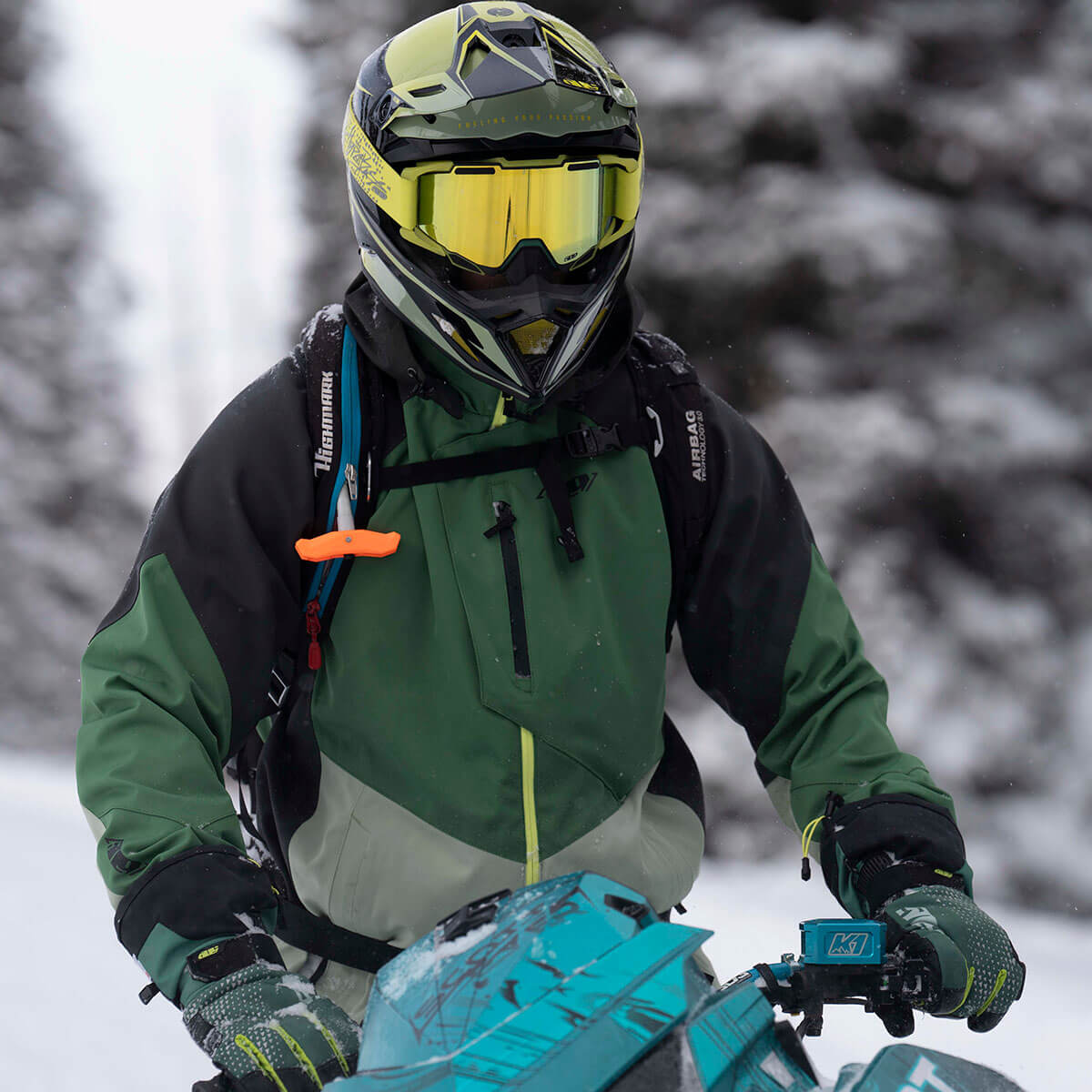 Illustrative example of best snowmobile gloves from Google Search