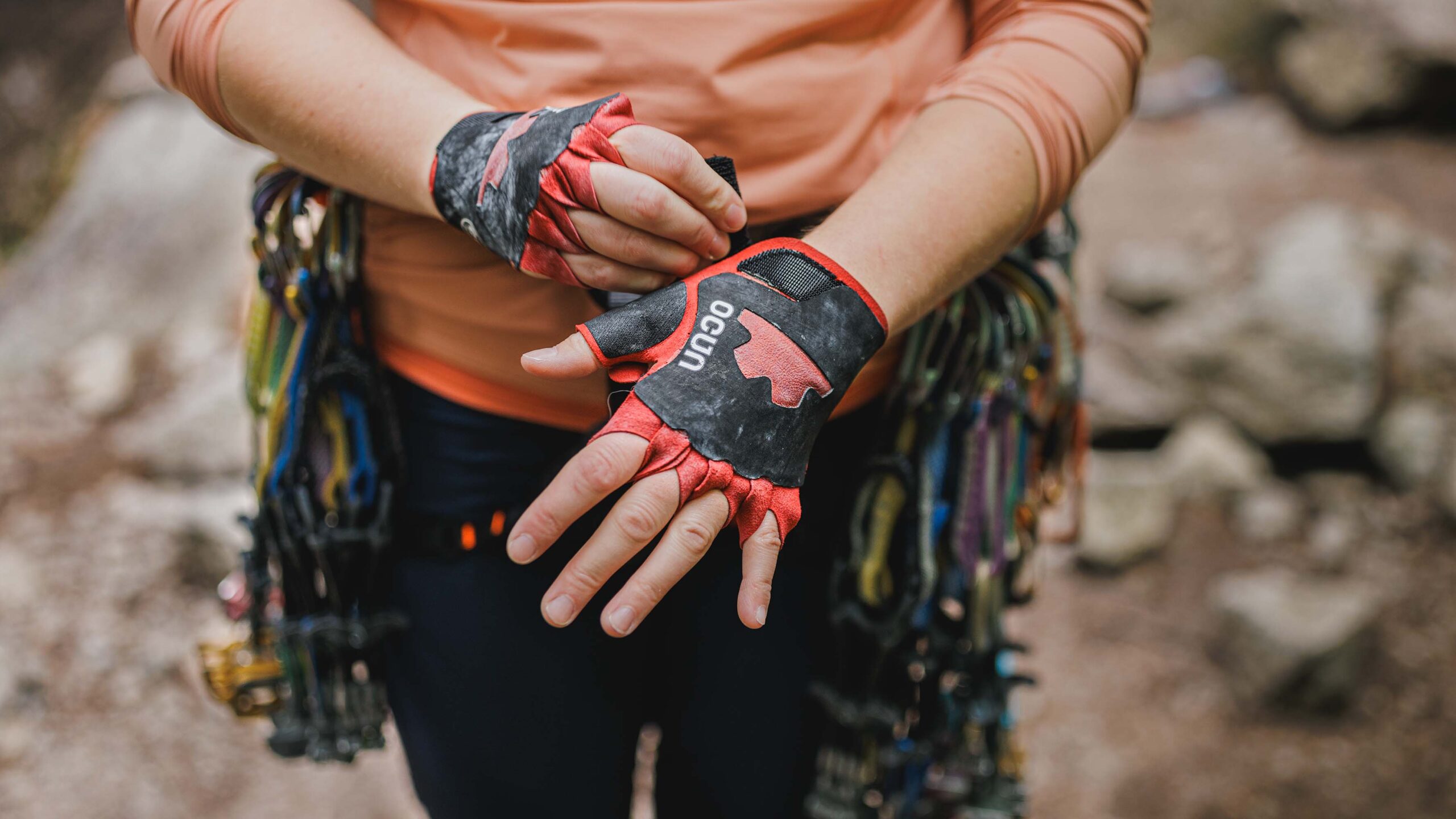 Illustrative example of crack climbing gloves from Google Search