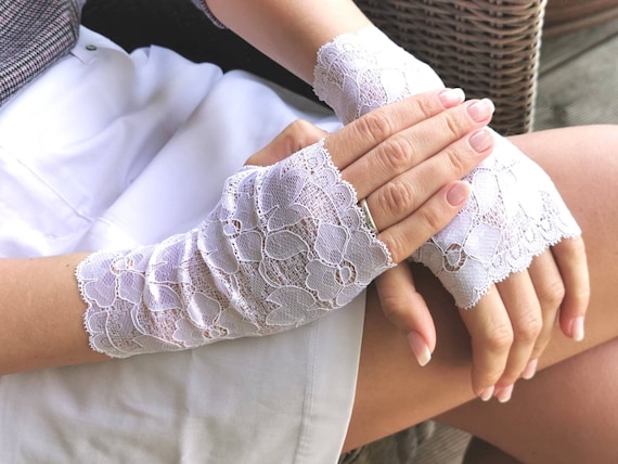 Illustrative example of fingerless wedding gloves from Google Search