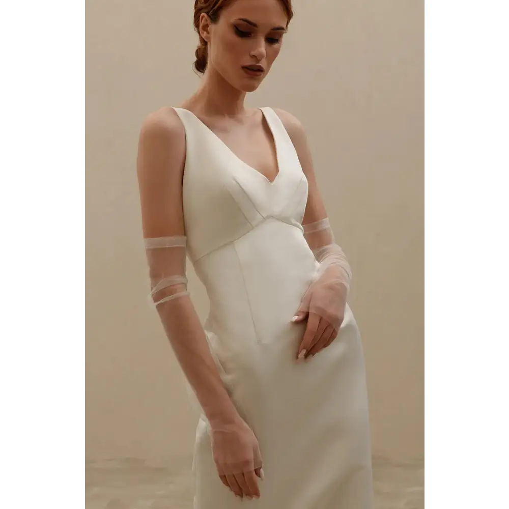 Illustrative example of fingerless wedding gloves from Google Search