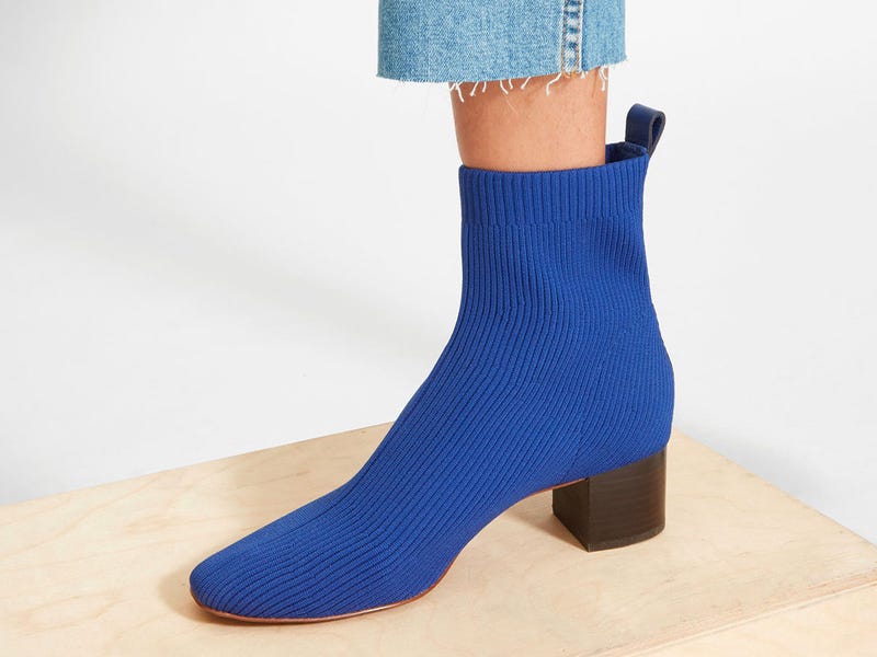 Illustrative example of glove boots from Google Search