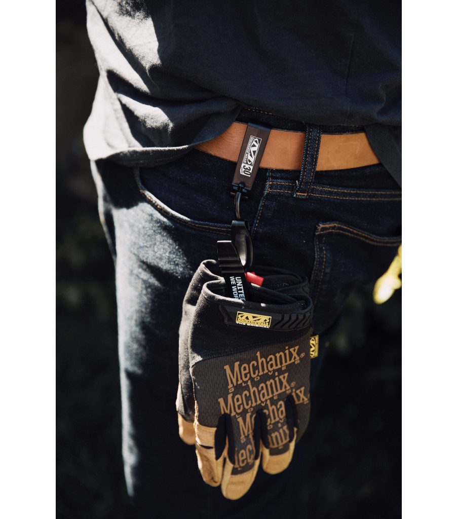 Illustrative example of gloves clip from Google Search
