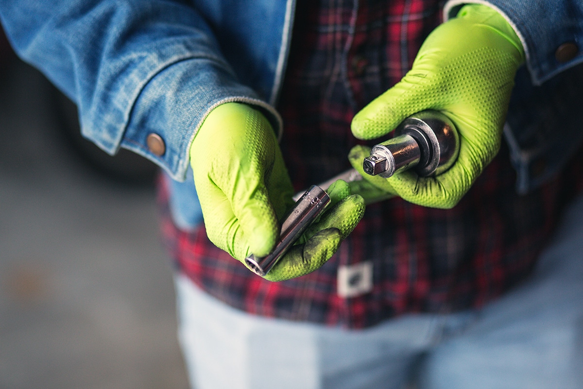 Illustrative example of industrial gloves from Google Search