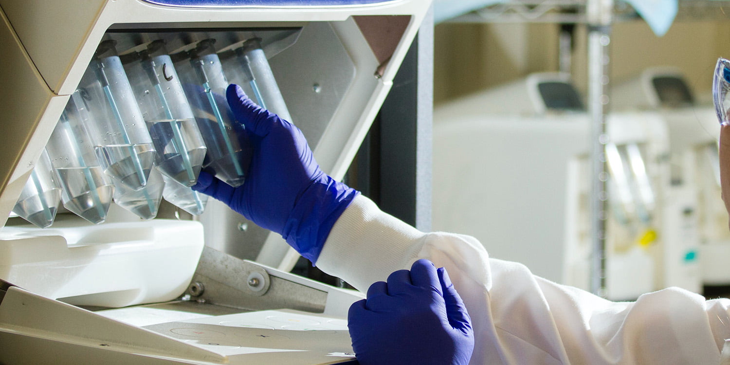 Illustrative example of lab gloves from Google Search