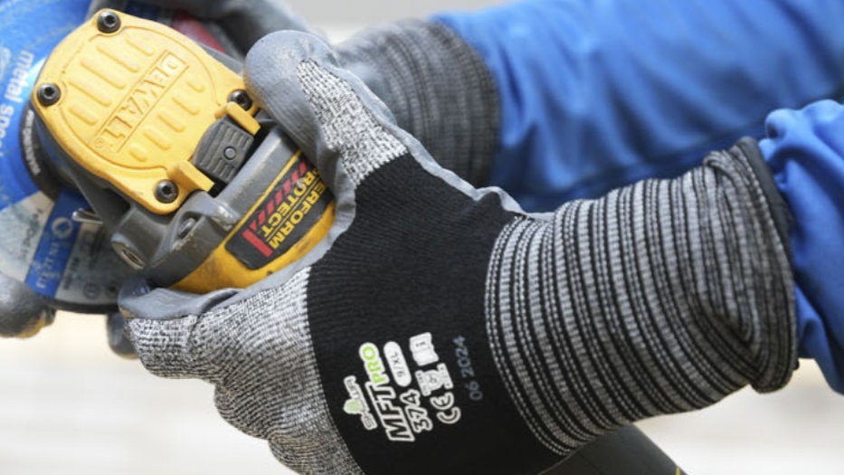 Illustrative example of microfiber gloves from Google Search