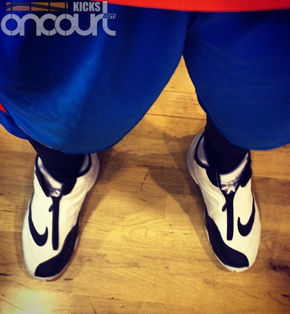 Illustrative example of nike glove shoes from Google Search