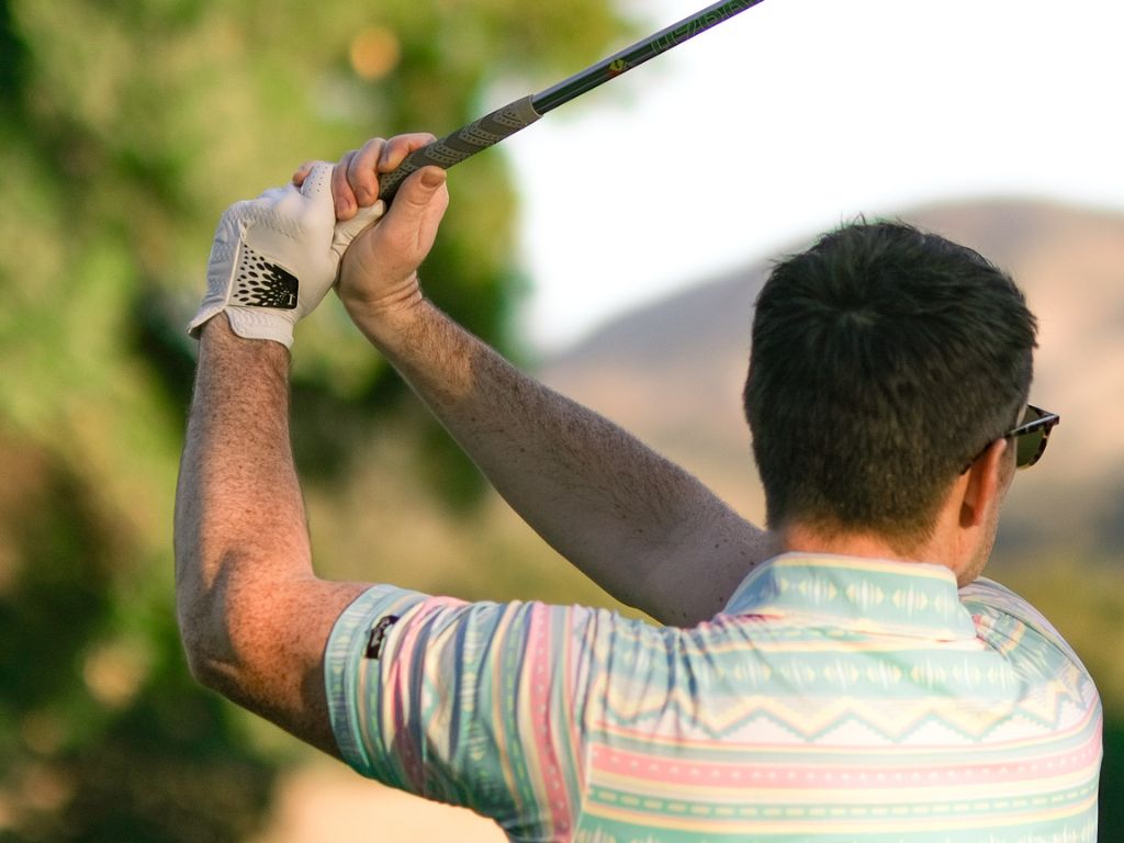 Illustrative example of right handed golf glove from Google Search