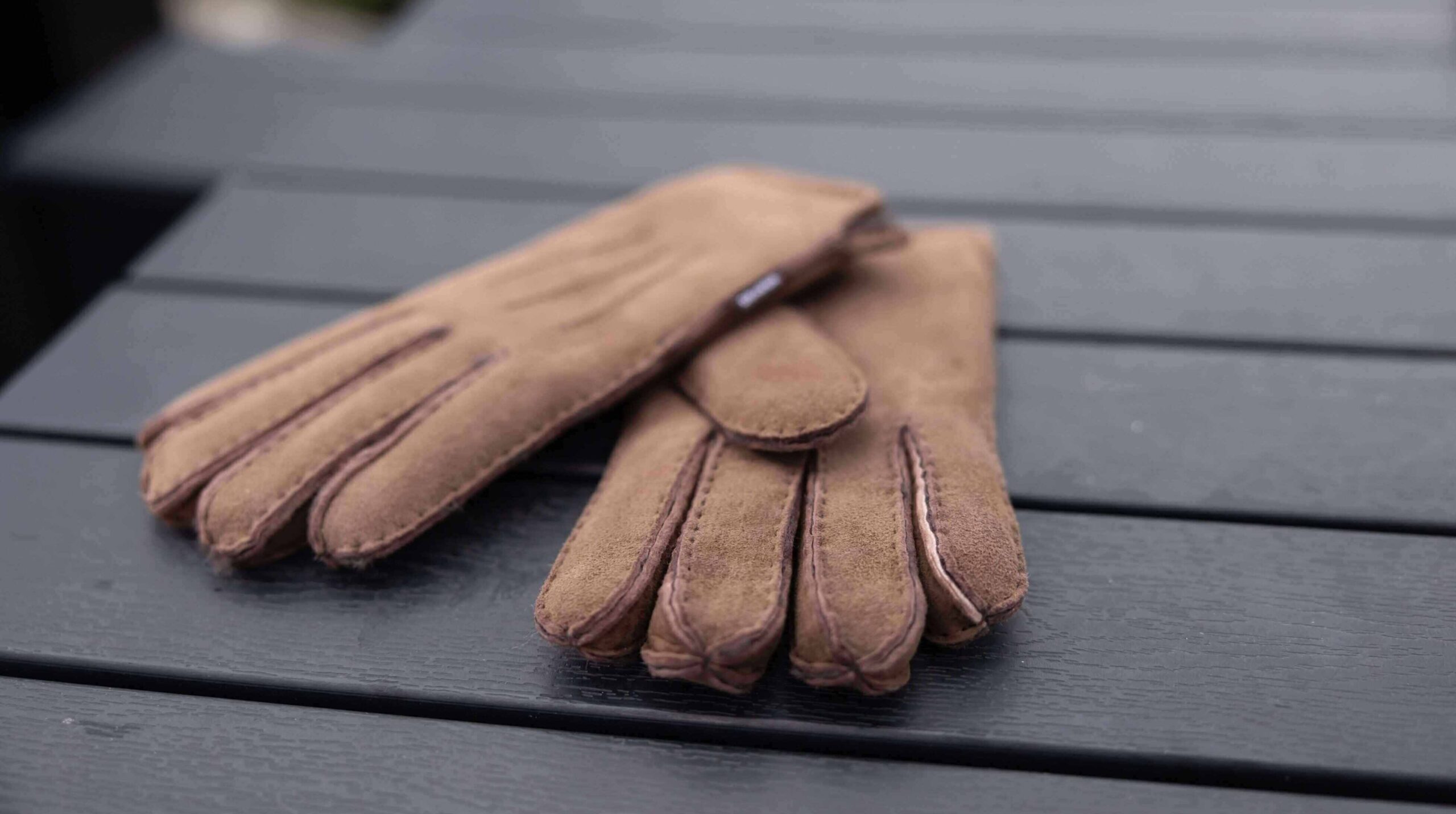 Illustrative example of sheepskin gloves from Google Search