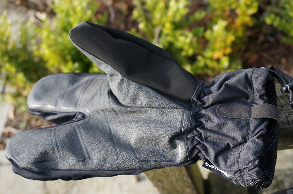 Illustrative example of sub zero gloves from Google Search